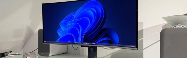I gamed with MSI's new 34-inch QD-OLED panel and now I never want to use an LCD monitor again