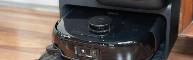 The eufy Omni E28 is a handy 2-in-1 robot vacuum and deep cleaner
