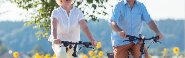 People who stay physically fit as they age without exercising much usually have these 7 daily habits