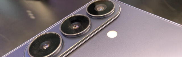 Samsung might just invest in Galaxy camera hardware upgrades (eventually)