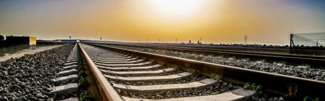 India Daily: UAE and Saudi Arabia Talk Rail Links With India