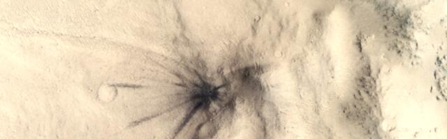 An object left a big gash on Mars. It also spawned a quake.