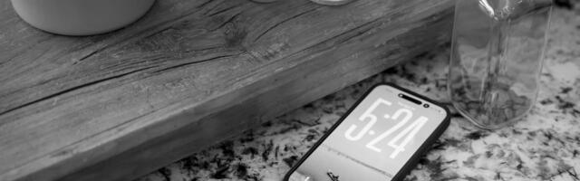 Wallpaper Wednesday: More great phone wallpapers for all to share (April 22)