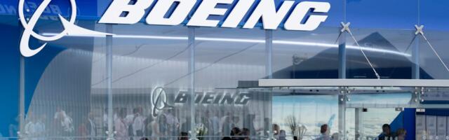 Boeing's latest headache: a possible junk downgrade