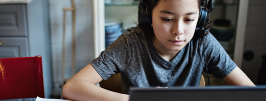 These Stanford students are racing to get laptops to kids around the U.S. who most need them