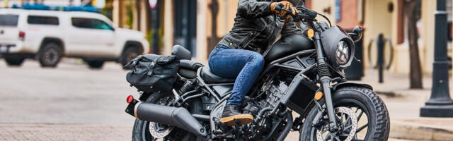 Are 300cc Motorcycles Too Lightweight For Highway Riding?