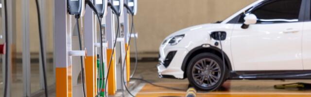 Looking to Buy an Electric Vehicle? You Should Do It Before October