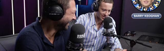 Ebon Moss-Bachrach and Joseph Quinn live cold calling friends on the radio is a fun watch