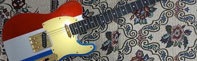 Это не Fender Buck Owens Telecaster, а подделка с Aliexpress