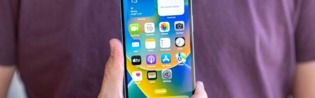 BOE to manufacture iPhone SE 4 displays