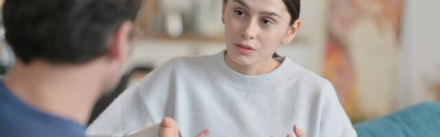 8 habits that make you less likable (even though you think they’re polite)