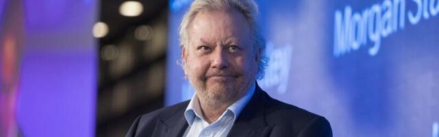 Shares of Australia’s largest listed tech group plunge after majority of board quits