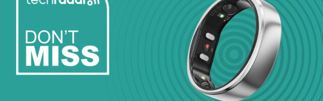 This four-star smart ring is a 'cheap alternative to Oura and Samsung' — and it just dropped to its best price since Black Friday on Amazon