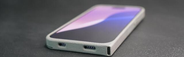 An engineer's new smartphone cases can give any iPhone a USB-C port