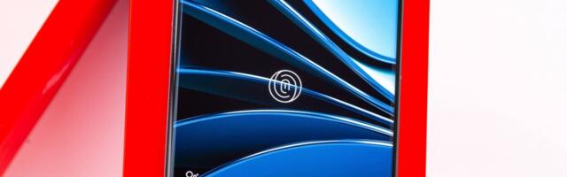 OnePlus 10 Pro gets stable Android 16