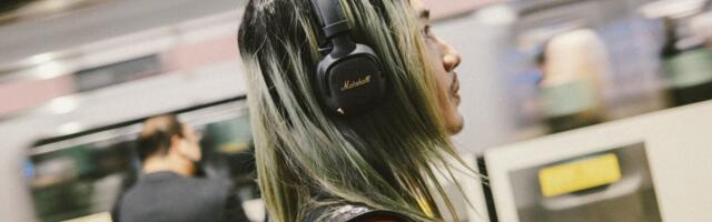 Marshall introduces noise cancellation in a new pair of on-ear headphones