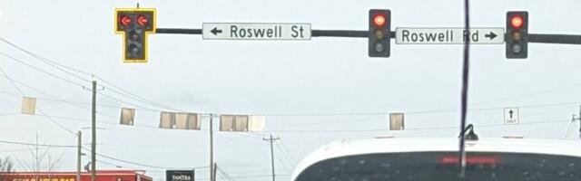 Why Do Some Traffic Lights Have Two Red Arrows?
