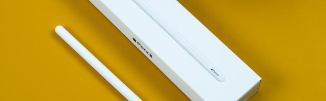 Do Apple Pencils Work With iPhones? Here's A Look At Device Compatibility