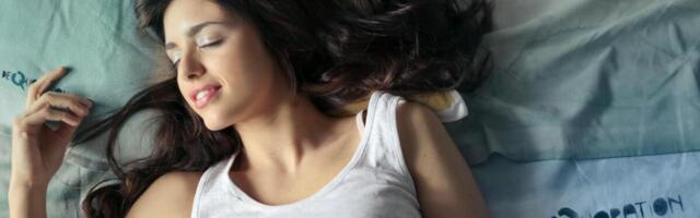 Bulky earbuds aren’t for bed — but these $20 earbuds were actually made for sleeping