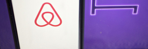 Airbnb cancels all bookings for DC during Inauguration week