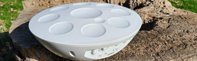 This digital hand pan is as useful for meditation as it is for learning the Minecraft soundtrack