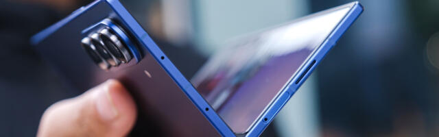 10 Of The Best Foldable Smartphones You Can Buy