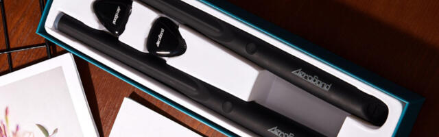 PocketDrum puts a virtual drum kit in your hands. It’s even on sale at a pre-Black Friday price
