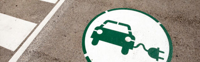 Feds award $521 million in EV charger funds, but rollout remains slow