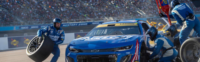 The Secret Behind The 10-Second Tire Change In NASCAR Pit Stops