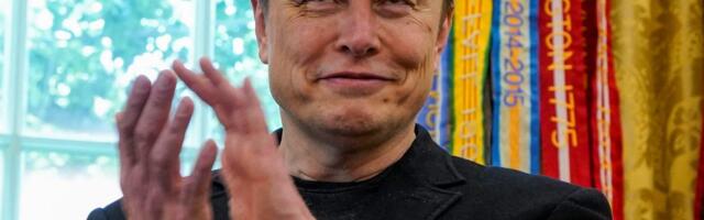 Shareholders and compensation consultants weigh in on Elon Musk's $1 trillion pay package after Tesla meeting