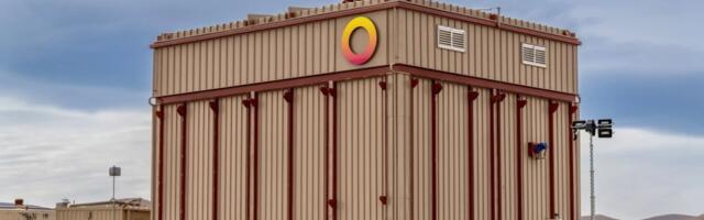 The world’s largest battery made of bricks turns on in California