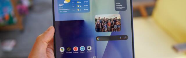 Samsung Shows Off First Crease-less OLED Panel, Hopefully Destined for Galaxy Z Fold 8