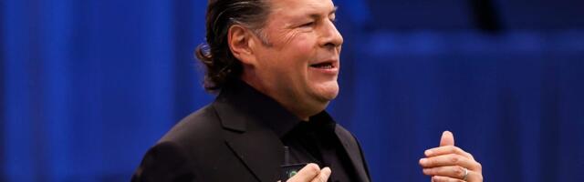 Salesforce isn't giving raises to director-level and above employees this year, internal memo shows