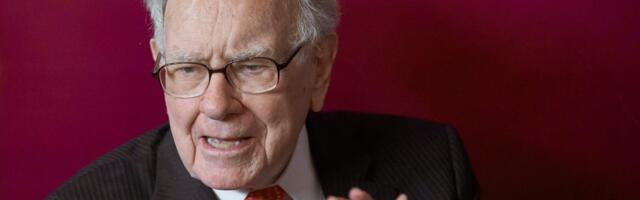 Warren Buffett shares his biggest leadership lessons after decades at the top