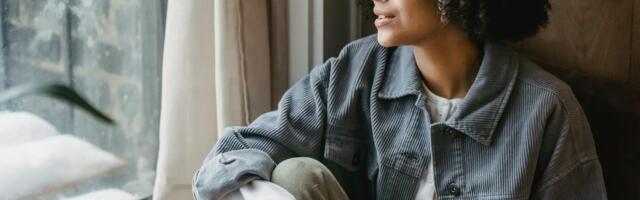 There’s a particular kind of strength that belongs to people who rebuilt their entire personality after 40 — not because something broke them, but because they finally had enough distance from their childhood to see what was never theirs to carry