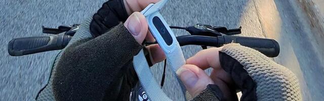 FitBit Air Review: How Google's Newest Wearable Judge Tells You Its Truth