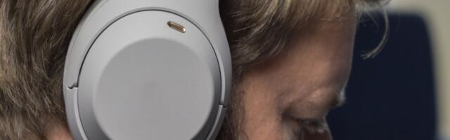 Sony WH-1000XM4 headphones are down to just $200