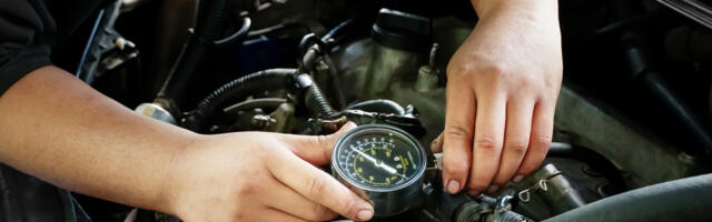 Engine Compression Testers: What Different Types Exist & How Much Do They Cost?