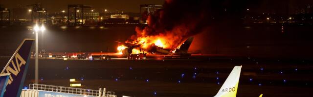 Japan Airlines Forecasts Small Profit Hit After Tokyo Crash