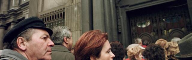 DeFi yields are crashing so hard that they can't compete with a traditional savings account