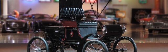 Why Was The Oldsmobile Model R Called 'Curved Dash'?