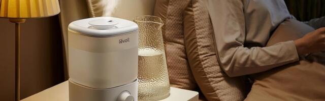 Get this Levoit 2.5L Top Fill Humidifier for its lowest price ever at Amazon and save your dry winter skin