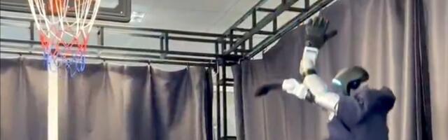 This extraordinary humanoid robot plays basketball like a pro, really