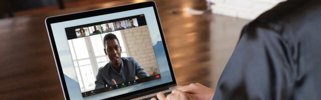 Zoom Shares Drop Amid Murky Outlook 