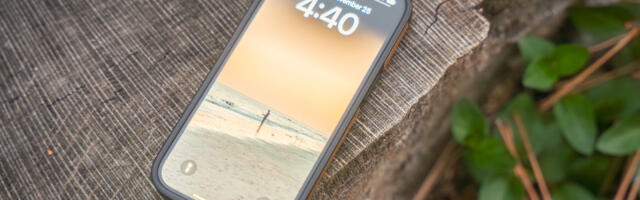 Wallpaper Wednesday: More great phone wallpapers for all to share (November 26)