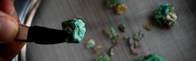 This High-Altitude Cave Drew Humans for Thousands of Years—and These Green Rocks Explain Why