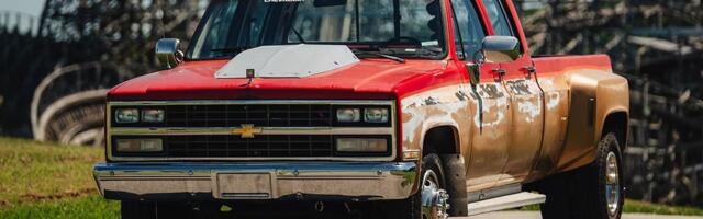 Not Ford, Not Dodge: This Automaker Built The First Dually Truck