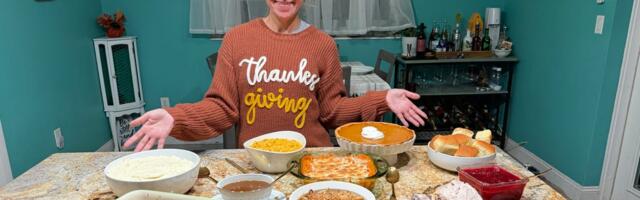 I attempted to make Aldi's $40 Thanksgiving dinner for 10 people. It was surprisingly easy and delicious.