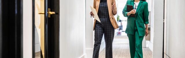 Consulting firms are still hiring entry-level workers even as AI upends their industry. Here's how much they are making.