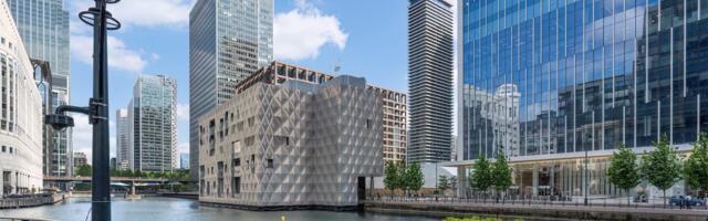 Revolut moves HQ to finance hub Canary Wharf